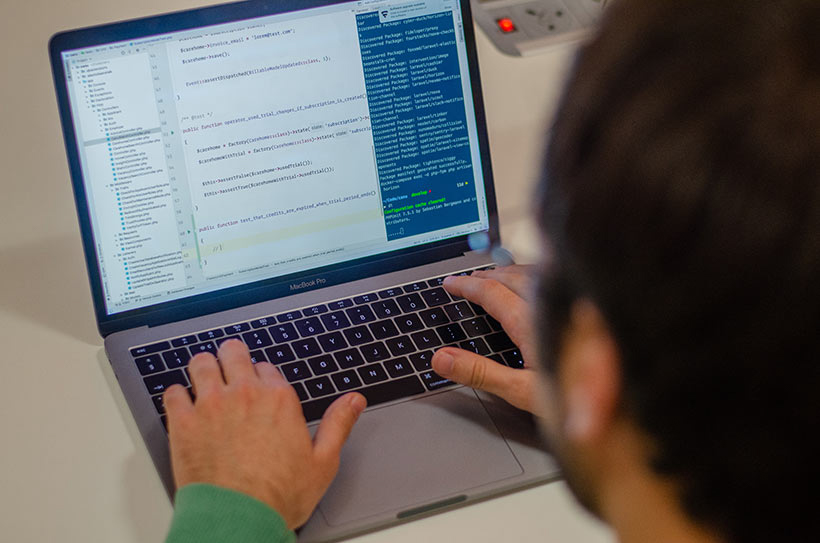 Laravel developer services Tiago using Laravel