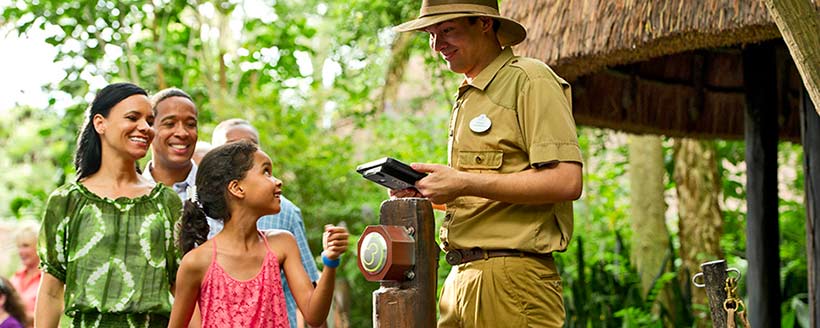 Disney MagicBand and User Experience